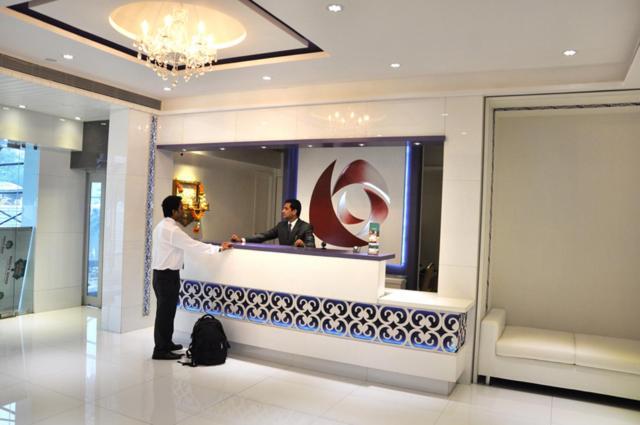 Hotel Capitol Thane Ngoại thất bức ảnh